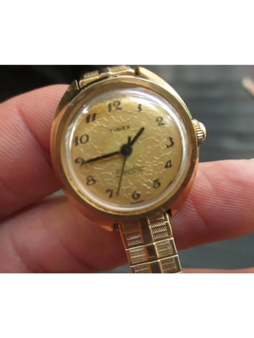 VINTAGE LADIES TIMEX ELECTRIC - EXPANSION BAND DEAD BATTERY 30 DAY WARRANTY